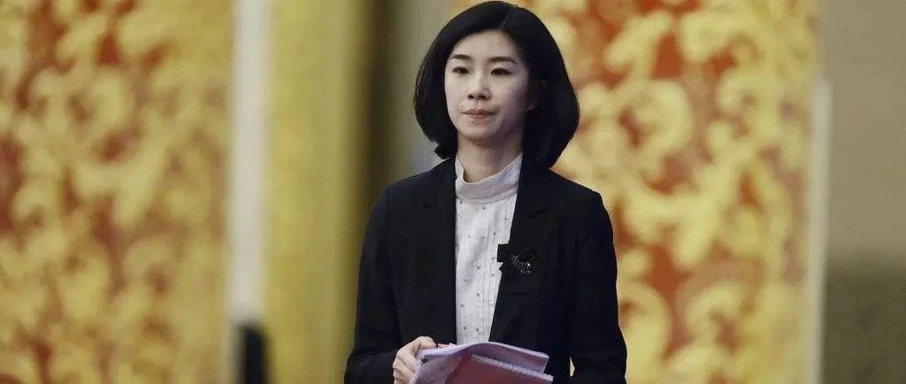 23岁考入外交部，中国第一翻译又火了：这才是我们最该追的女神！