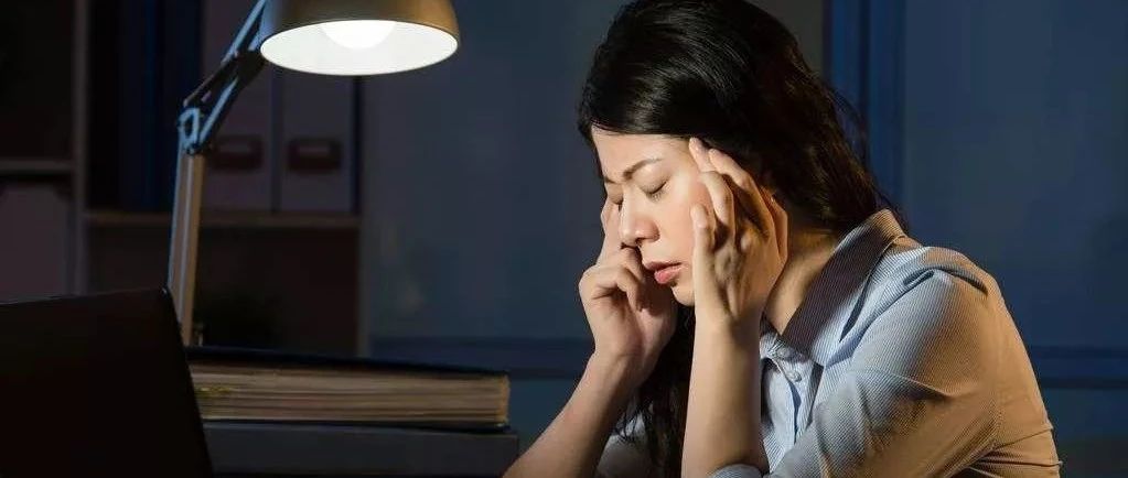 为什么说熬夜会影响你的寿命与运势？命理、科学、中医三方面深度解析