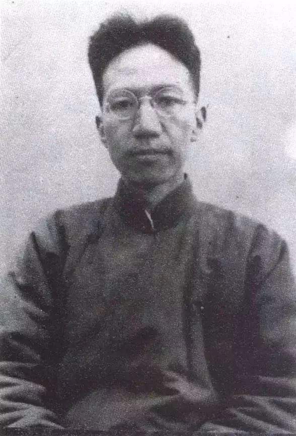 他无一纸文凭，何以成为清华最牛教授，被誉为“三百年才出一个的大师”？